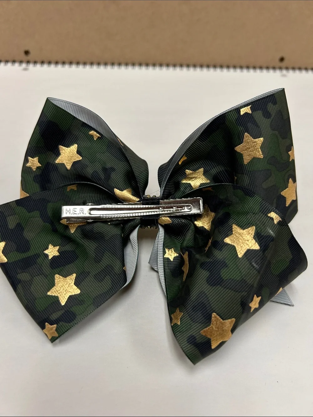 JoJo Siwa Green Camo Hair Bow with Gold Stars